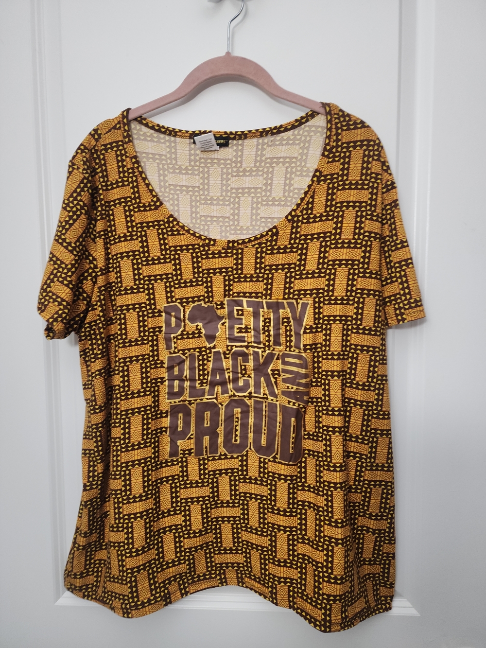 5/$30  "Pretty Black and Proud" Scoop Neck Graphic  Tee